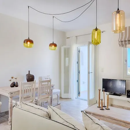 Spacious In Naxos With Sea View